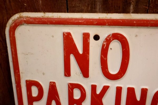 画像2: dp-260204-08 NO PARKING 8 A.M. TO 4 P.M. STEEL EMBOSSED STREET ROAD SIGN