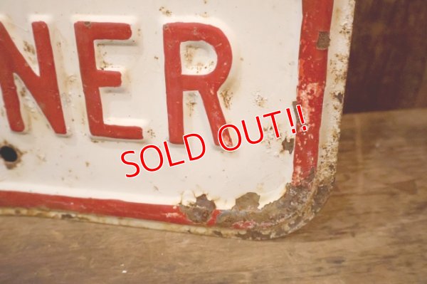 画像5: dp-260204-08 NO PARKING HERE TO CORNER STEEL EMBOSSED STREET ROAD SIGN