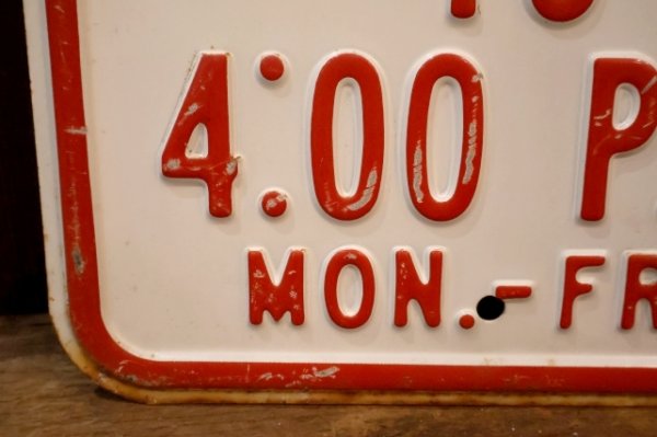 画像4: dp-260204-08 NO PARKING 8 A.M. TO 4 P.M. STEEL EMBOSSED STREET ROAD SIGN