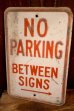 画像1: dp-260204-08 NO PARKING BETWEEN SIGNS → STEEL EMBOSSED STREET ROAD SIGN (1)