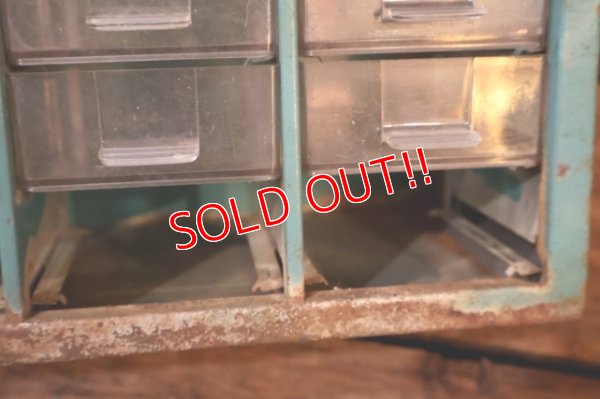 画像11: dp-260204-54 EVEREADY / 1950's-1960's Miniature LAMPS Metal Cabinet