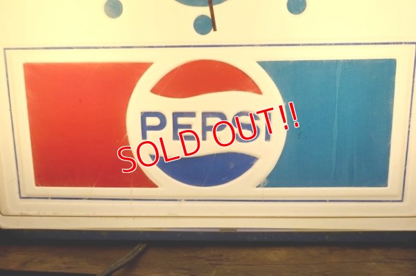 画像5: dp-260204-04 PEPSI 1970's-1980's Lighted Wall Clock