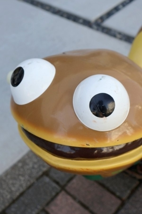 画像2: ct-260204-01 McDonald's Playland 1970's Setmakers Ride-on Seat "Hamburger"