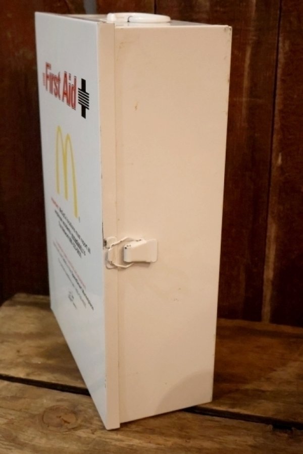 画像4: dp-260204-44 McDonald's McOpCo First Aid Kit Box