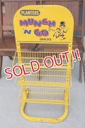 dp-260204-30 PLANTERS / MR.PEANUT 1980's〜"MUNCH 'N GO" METAL RACK
