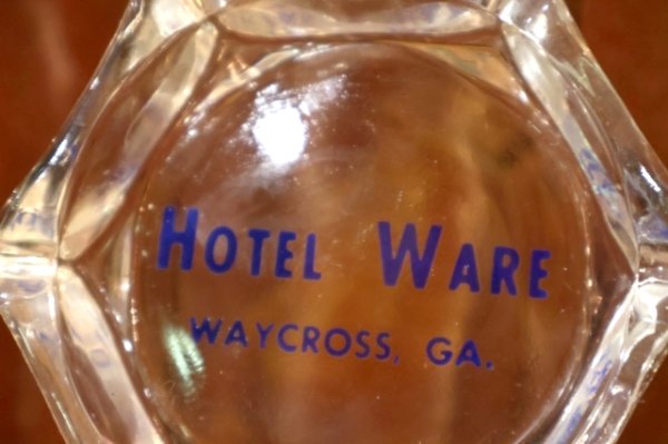 画像4: dp-260204-60 HOTEL WARE VINTAGE GLASS ASHTRAY