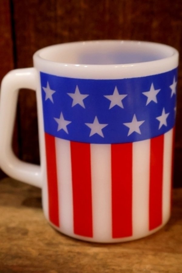 画像3: dp-251201-24 Dutch Boy PAINTS / FEDERAL 1976 Milk Glass Mug