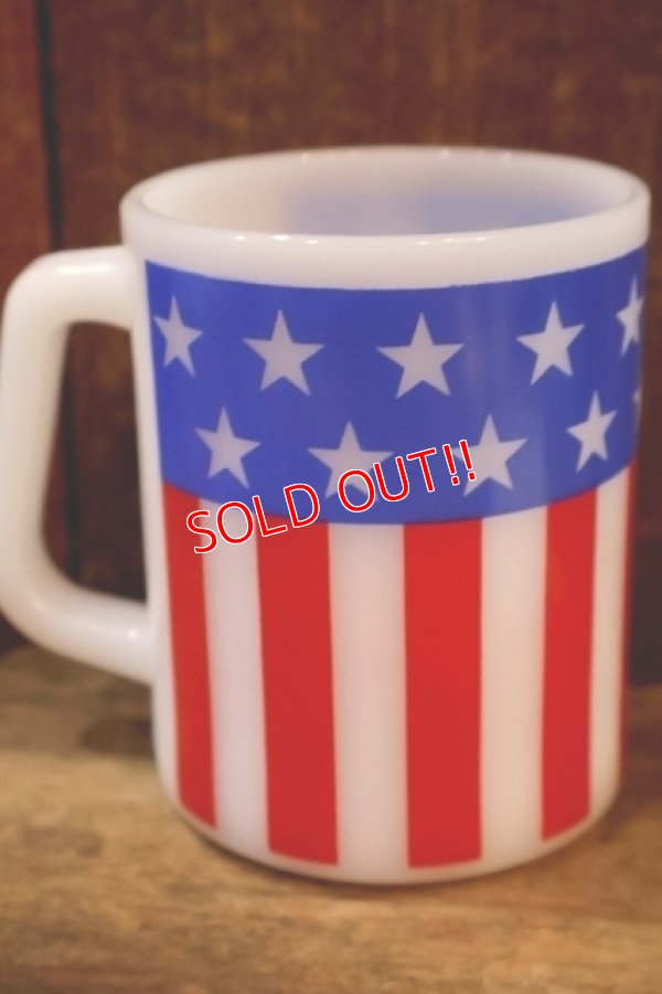 画像3: dp-251201-24 Dutch Boy PAINTS / FEDERAL 1976 Milk Glass Mug