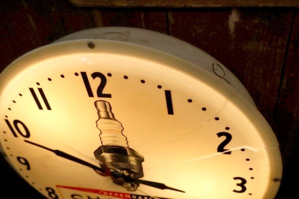 画像5: dp-260303-04 CHAMPION SPARK PLUGS 1960's Lighted Wall Clock