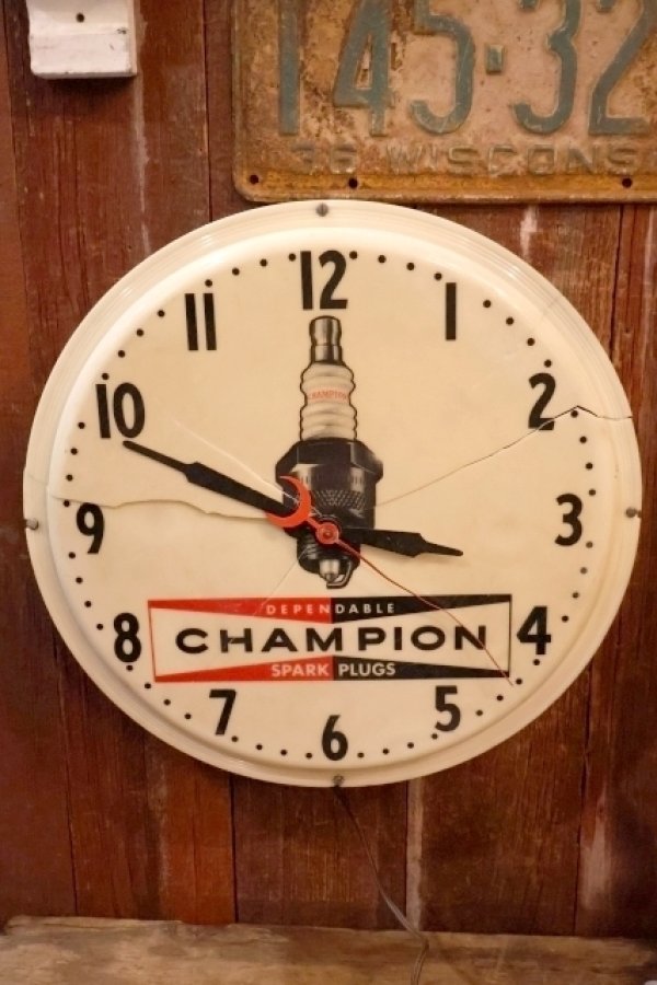 画像6: dp-260303-04 CHAMPION SPARK PLUGS 1960's Lighted Wall Clock