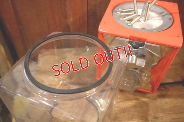 画像14: dp-250319-03 A&A CO. 1970's-1980's Capsule Toy Vending Machine