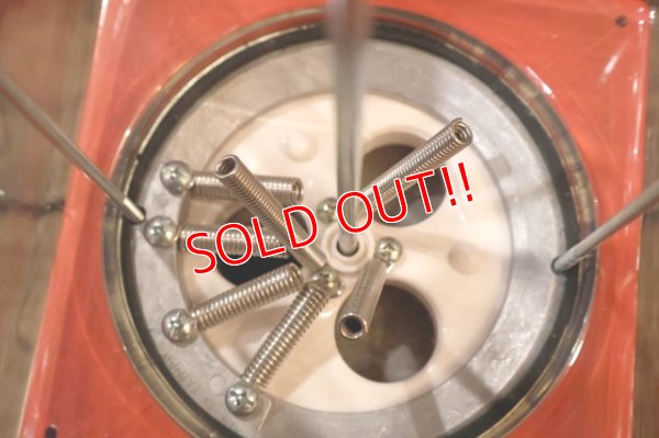 画像12: dp-250319-03 A&A CO. 1970's-1980's Capsule Toy Vending Machine