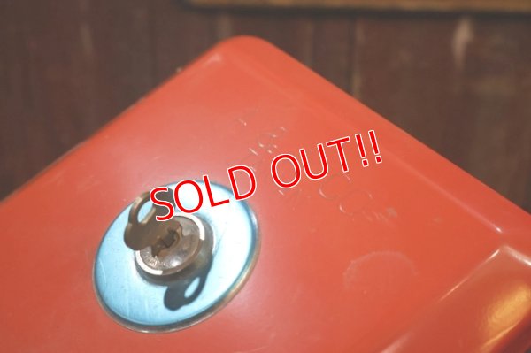 画像10: dp-250319-03 A&A CO. 1970's-1980's Capsule Toy Vending Machine