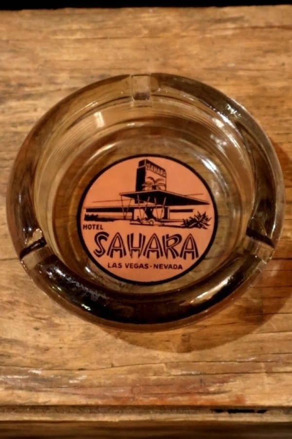 画像2: dp-260204-60 HOTEL SAHARA VINTAGE GLASS ASHTRAY