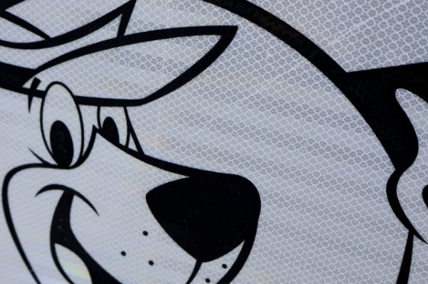 画像9: ct-260204-08 【店頭ピックのみ・発送不可】Yogi Bear's JELLYSTONE PARK CAMP-RESORT ROAD SIGN