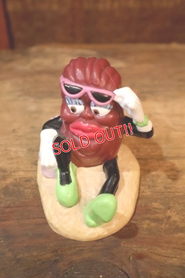 画像2: ct-260325-25 The California Raisins / 1988 PVC Figure "Girl with Sunglasses"