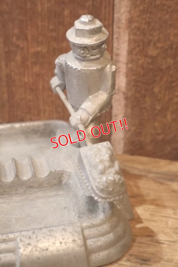 画像3: ct-260322-22 IRON FIREMAN 1950's-1960's Advertising Ashtray