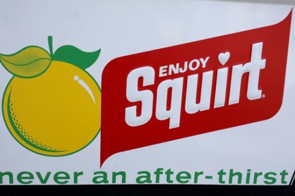 画像3: dp-260417-01 Squirt 1970's Metal Chalkboard Sign