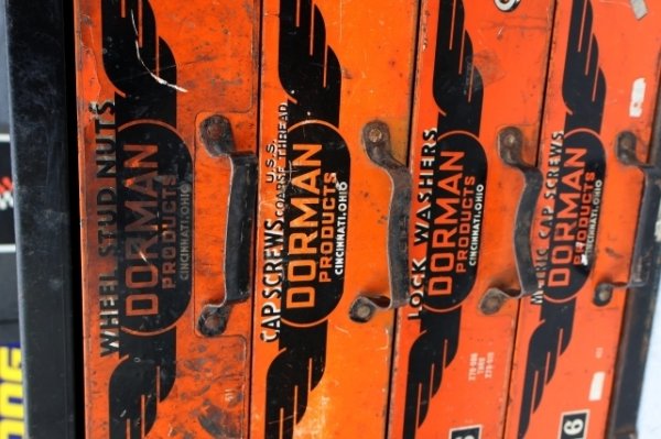 画像2: dp-230901-145 DORMAN / 1950's Auto Parts Metal Cabinet