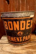 dp-260424-02 BONDEX CEMENT PAINT / 1950's Galvanized Bucket