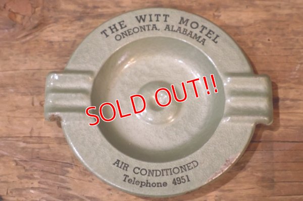 画像1: dp-260204-60 1950's Metal Ashtray "THE WITT MOTEL"