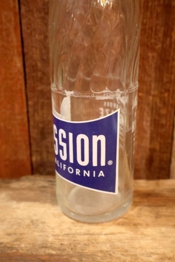 画像3: dp-260424-08 MISSION BEVERAGES 1960's 10 FL.OZ. Bottle