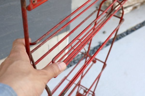 画像11: dp-260325-15 【※店頭ピックのみ】Coca-Cola 1950's-1960's Carton Display Wire Rack