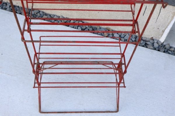 画像9: dp-260325-15 【※店頭ピックのみ】Coca-Cola 1950's-1960's Carton Display Wire Rack