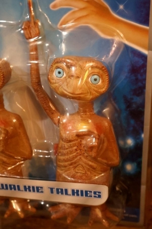 画像3: ct-260322-03 E.T. / COLUMBIA 2002 TOYS “Я” US Exclusively E.T. WALKIE TALKIES