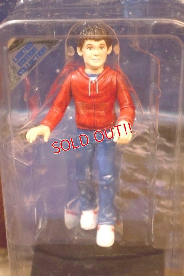 画像2: ct-260322-01 E.T. / ELLIOT 2002 TOYS “Я” US Exclusively Limited Edition Figure
