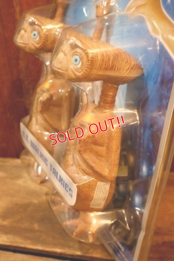 画像6: ct-260322-03 E.T. / COLUMBIA 2002 TOYS “Я” US Exclusively E.T. WALKIE TALKIES