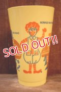 ct-260520-07 McDonald's / 1970's Plastic Cup (D)