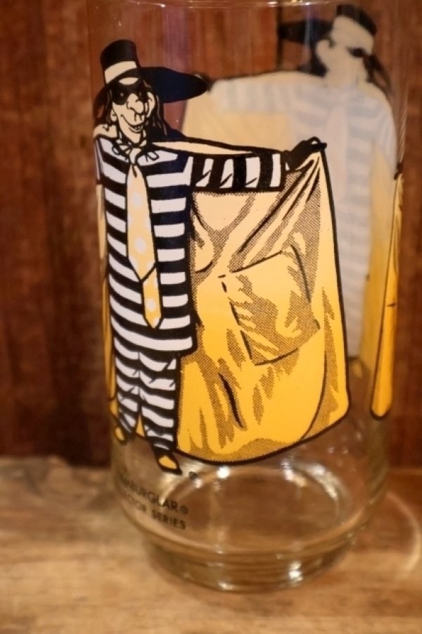 画像2: gs-260601-08 McDonald's / 1970's Collector Series Glass "Hamburglar"