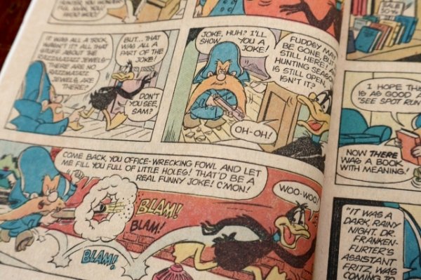 画像5: ct-251201-07 YOSEMITE SAM and BUGS BUNNY / WHITMAN October 1978 Comic