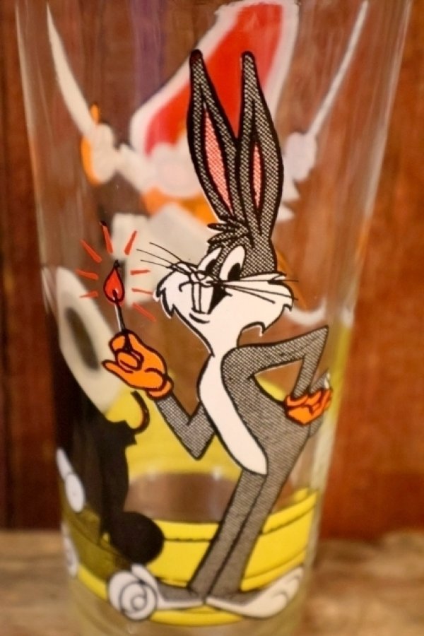 画像2: gs-260601-04 Bugs Bunny & Yosemite Sam / PEPSI 1976 Collector Series Glass