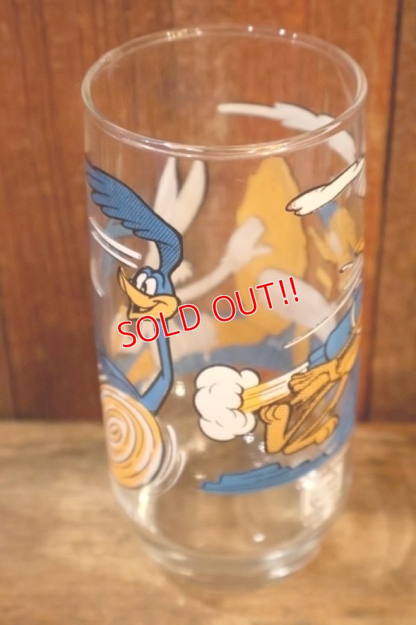 画像7: gs-260601-02 Bugs Bunny, Road Runner & Wile E. Coyote / PEPSI 1979 Collector Series Glass
