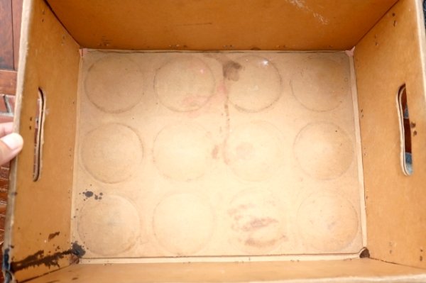 画像9: dp-251201-20 MUG ROOT BEER・Schweppes 1960's-1970's Cardboard Crate Box