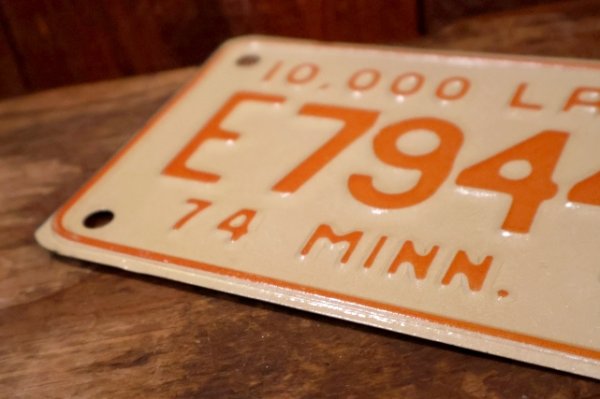 画像4: dp-230601-21 Motorcycle License Plate 1974-1975 Minnesota
