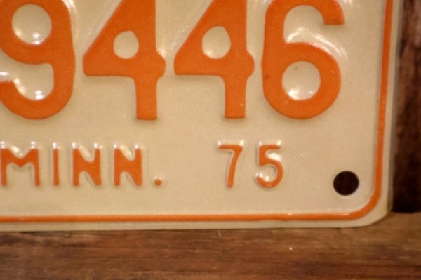 画像3: dp-230601-21 Motorcycle License Plate 1974-1975 Minnesota