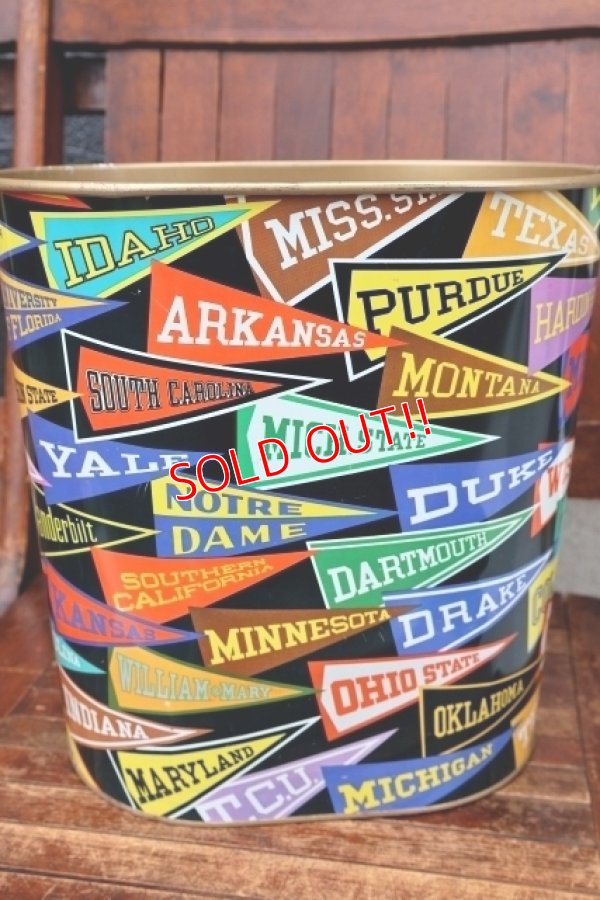 画像2: dp-260601-02 Decoware 1960's COLLEGE PENNANT TRASH CAN