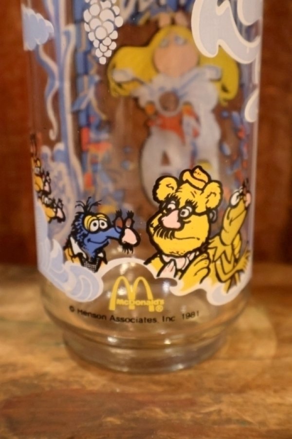 画像4: gs-260601-06 Muppets / McDonald's 1981 "The Great Muppet Caper!" Miss Piggy Glass