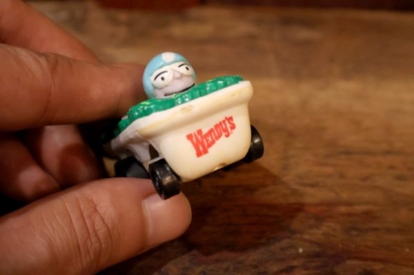 画像2: ct-250618-07 WENDY'S 1990 Kid's Meal Toy Fast Food RACERS "Salad Scrambler"