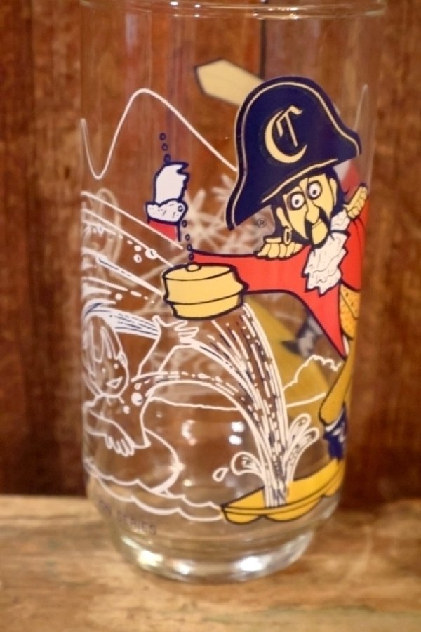 画像2: gs-260801-08 McDonald's / 1977 McDONALDLAND Action Series Glass "Captain Crook"