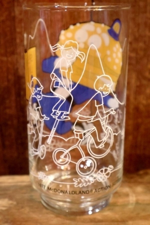 画像4: gs-260801-05 McDonald's / 1977 McDONALDLAND Action Series Glass "Big Mac Police"
