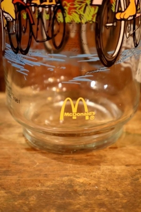 画像6: gs-260801-09 Muppets / McDonald's 1981 The Great Muppet Caper! "Kermit" Glass