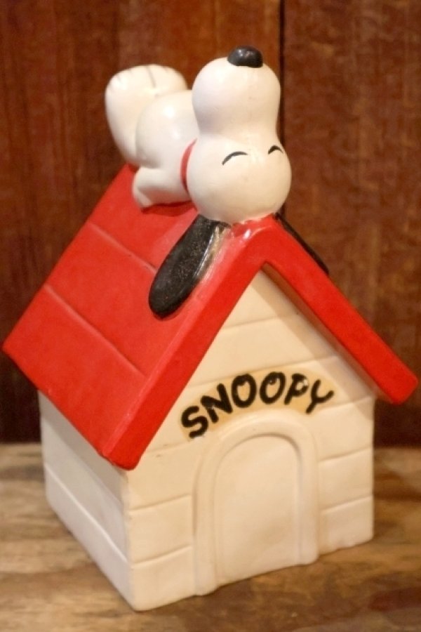 画像2: ct-260801-02 Snoopy / Determined 1970's Coin Bank "Snoopy House"