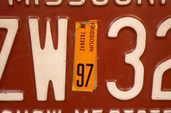 画像3: dp-250205-21 License Plate 1980's MISSOURI "TZW 327"