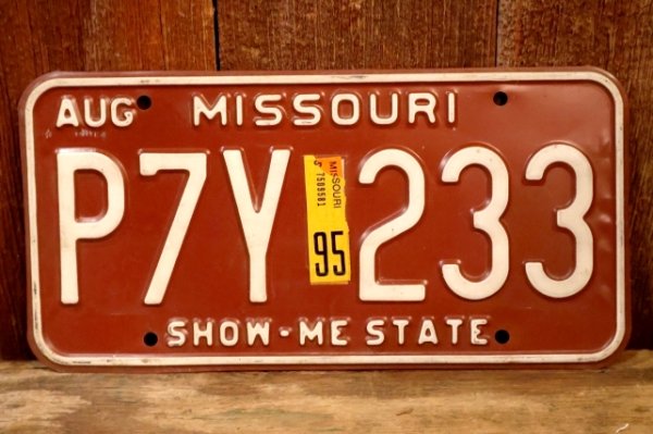 画像1: dp-250205-21 License Plate 1980's MISSOURI "P7Y 233"