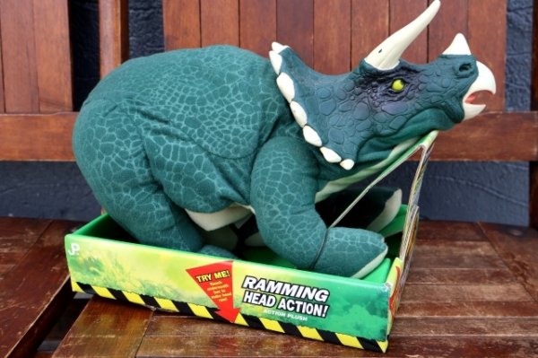 画像7: ct-260801-77 The Lost World: Jurassic Park / HASBRO (Kenner) 1990's Triceratops ACTION PLUSH