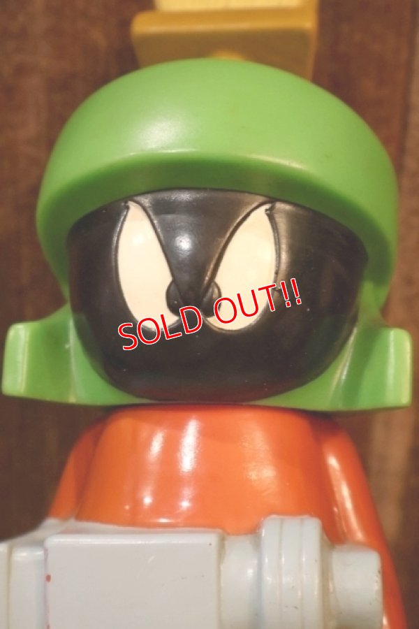 画像2: ct-260922-17 Marvin the Martian 1995 Bottle Figure